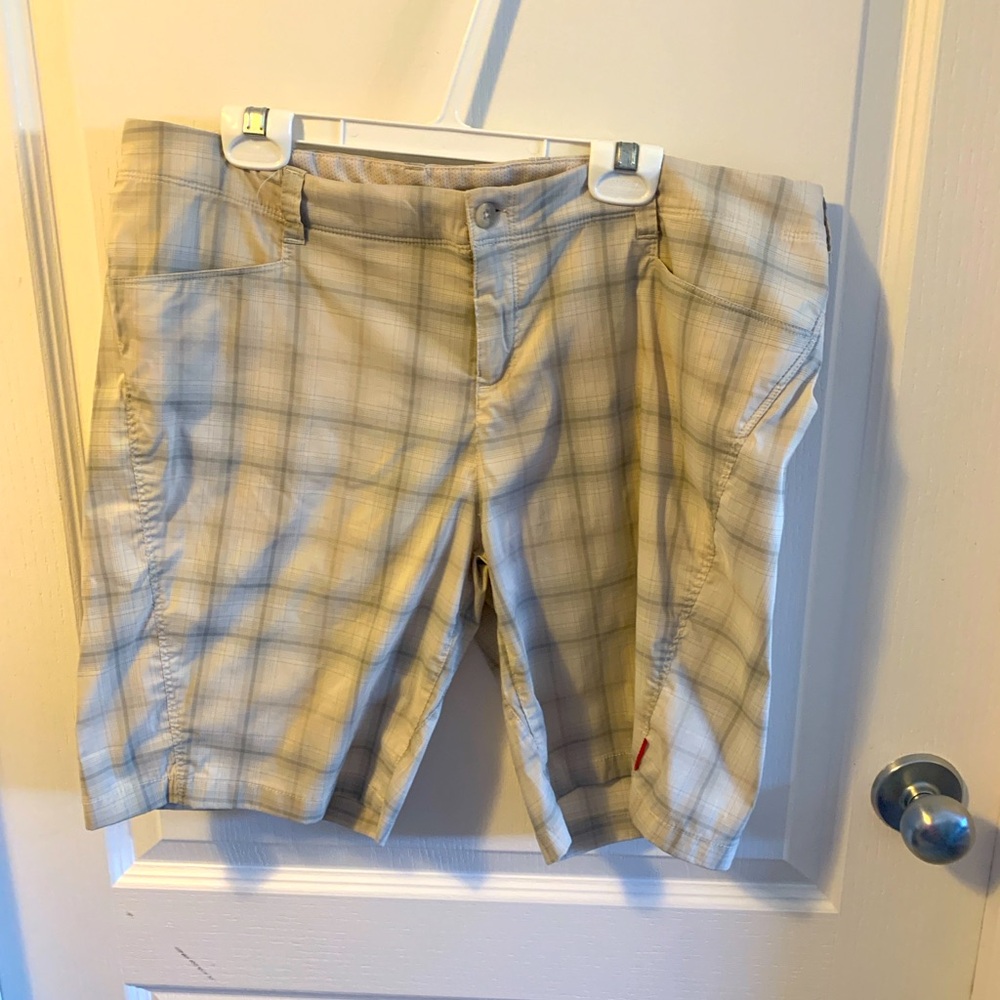 Ladies Avis Golf Shorts